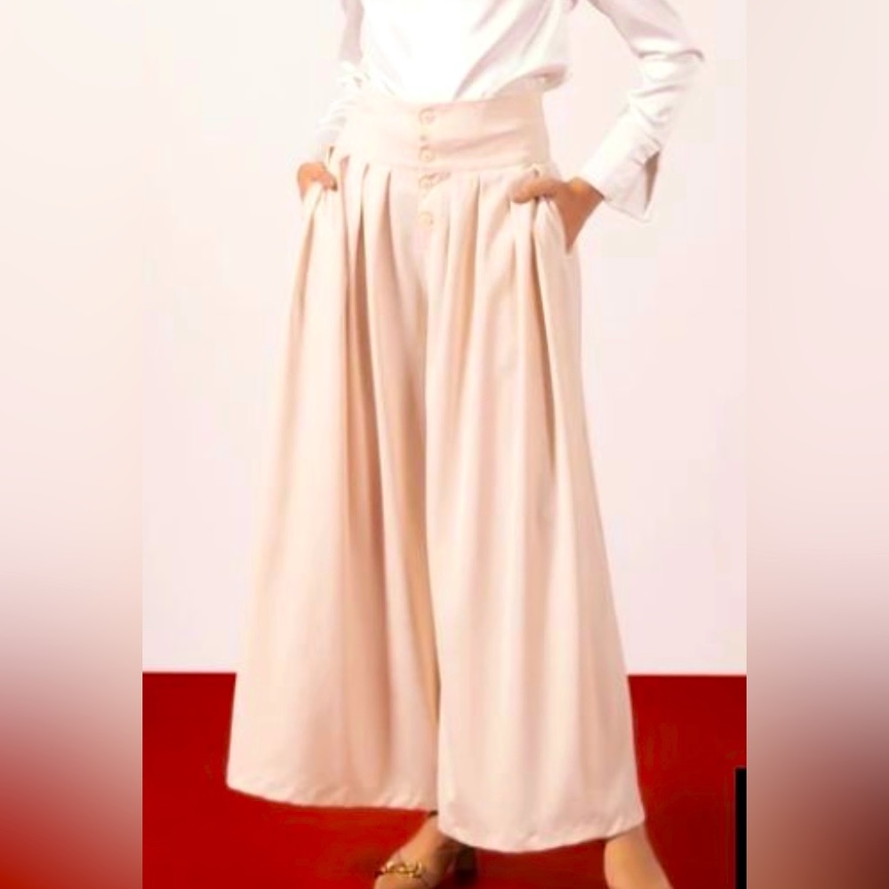 Wide Leg Silky Pleated Pants